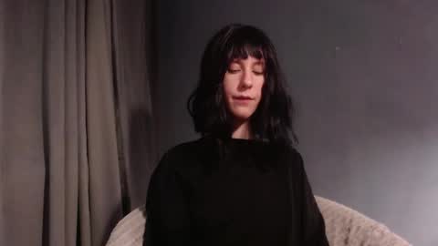 Juliet online show from November 27, 2:13 am