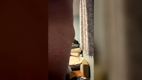chillguy98326570 online show from August 6, 4:58 am