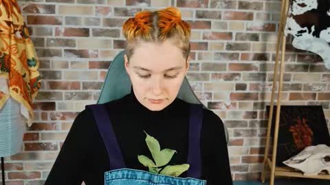 Bella online show from October 2, 5:14 am