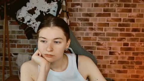 Bella online show from May 1, 5:12 am