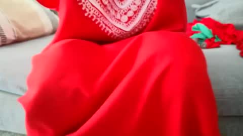 Snapshot of chillwithcamii chatting on July 5, 9:38 am yoursensualparadise online show from July 5, 9:38 am