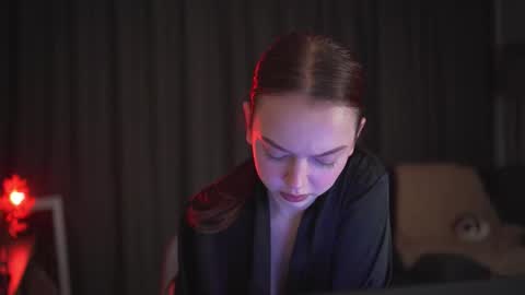 Snapshot of chillwithstacy chatting on December 4, 9:34 pm chillwithstacy online show from December 4, 9:34 pm