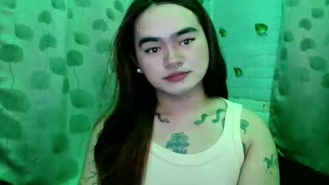 Snapshot of chinny_fuckdoll chatting on October 22, 9:09 am chinny_fuckdoll online show from October 22, 9:09 am
