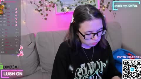 chio_mio online show from September 24, 2:15 am