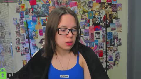 chio_mio online show from October 15, 2:11 am