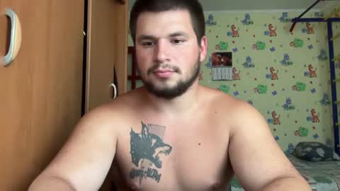 chiraq1945 online show from June 15, 6:48 am