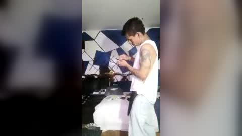 chispahot69 online show from June 29, 8:53 am