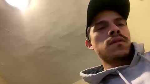 Snapshot of chitown532999 chatting on November 27, 2:13 am chitown532999 online show from November 27, 2:13 am