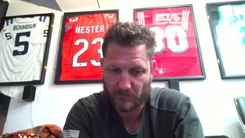 chitownstud84 online show from June 20, 8:17 am