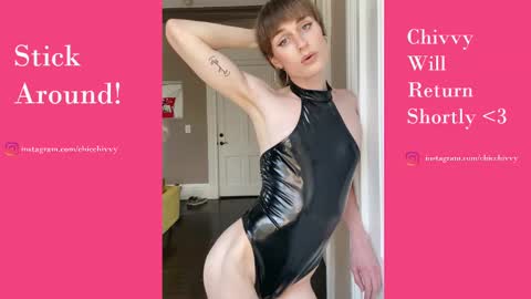 Snapshot of chivvychic chatting on November 4, 1:05 am chivvychic online show from November 4, 1:05 am