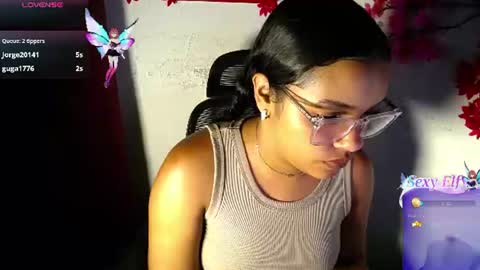 Snapshot of chleo_rosse chatting on June 28, 3:23 am chleo_rosse online show from June 28, 3:23 am