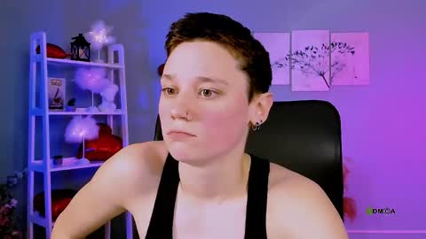 chloe_berry1 online show from March 1, 10:17 am