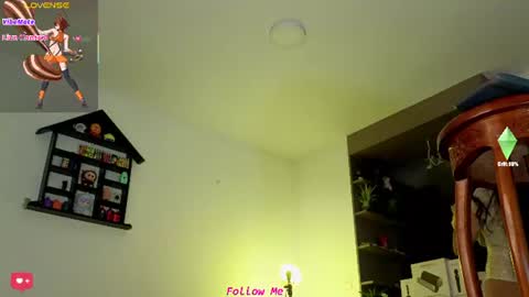 chloe_cooperr online show from June 10, 12:55 am