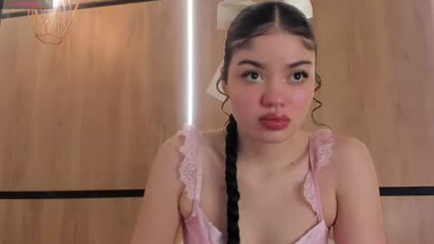 Snapshot of chloe_cortez chatting on July 24, 11:30 am chloe online show from July 24, 11:30 am