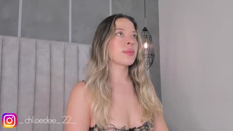 Chloe online show from January 20, 1:42 pm