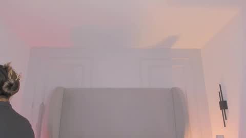 Snapshot of chloe_dee_ chatting on December 22, 12:02 pm Chloe online show from December 22, 12:02 pm