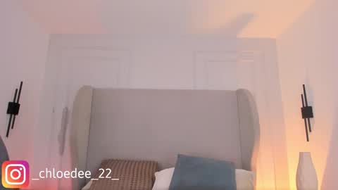 Snapshot of chloe_dee_ chatting on January 8, 12:07 pm Chloe online show from January 8, 12:07 pm