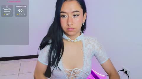 chloe_desire11 online show from June 19, 11:47 am