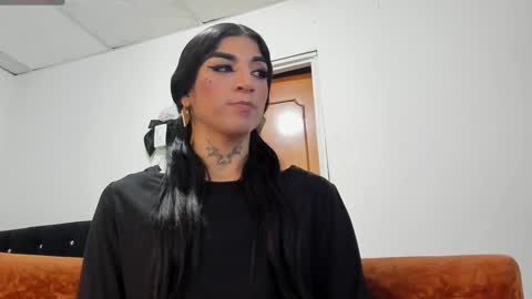 Snapshot of chloe_evanx_ chatting on December 30, 7:11 pm Chloe Evanx online show from December 30, 7:11 pm