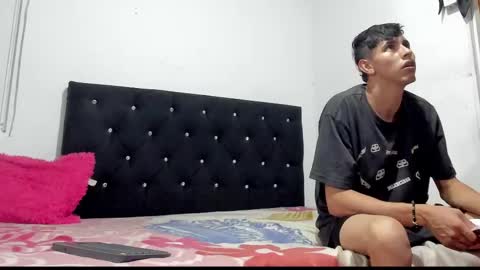 Snapshot of chloe_evanx_ chatting on February 11, 2:25 am Chloe Evanx online show from February 11, 2:25 am