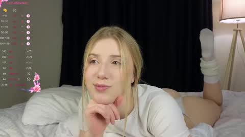 Snapshot of chloe_guidry chatting on February 27, 5:45 am Arianaa Mourrr online show from February 27, 5:45 am