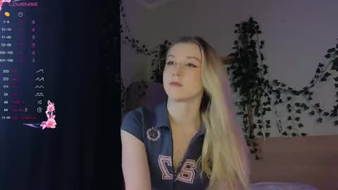 Snapshot of chloe_guidry chatting on March 9, 2:07 am Arianaa Mourrr online show from March 9, 2:07 am