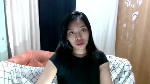 chloe and harlot online show from November 11, 2:17 pm