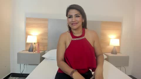 chloe_hidalgo online show from March 17, 11:02 am