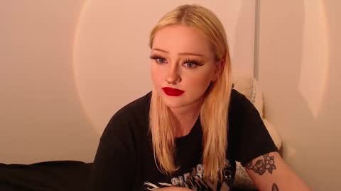 Chloe Levine online show from September 10, 11:16 pm