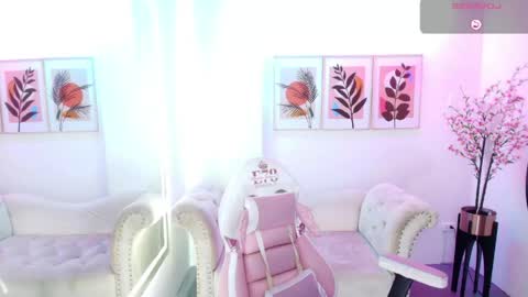 Chloe  online show from April 27, 12:14 pm