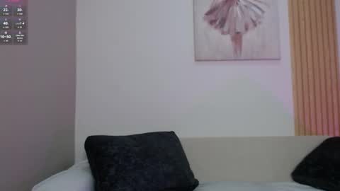 chloe_peach_ online show from February 3, 12:10 pm