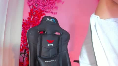 Chloe Miller  online show from December 22, 3:25 am