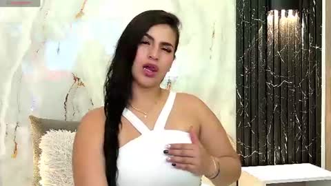 Snapshot of chloe_toms chatting on June 30, 7:37 pm chloe online show from June 30, 7:37 pm