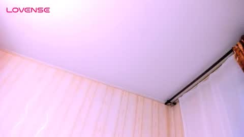 Snapshot of chloe_wifey chatting on March 2, 4:14 pm chloe wifey online show from March 2, 4:14 pm