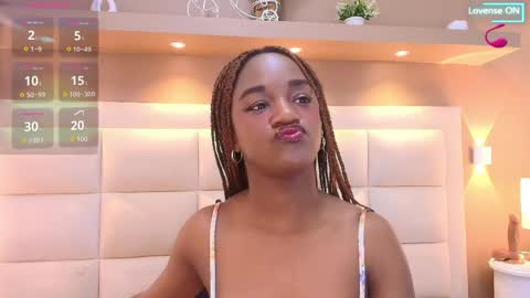 CHLOE online show from June 8, 12:27 pm