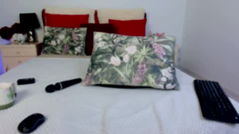 Chloe online show from March 12, 5:57 am