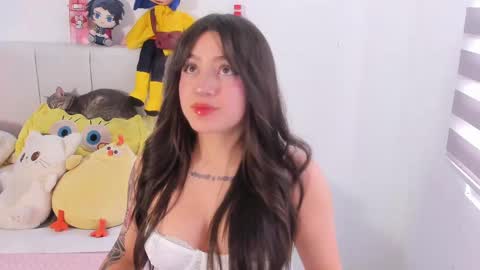 Chloe online show from November 16, 9:09 pm