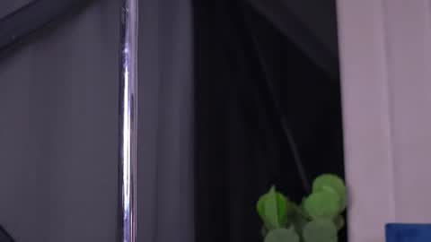 Snapshot of chloeesin chatting on June 26, 6:45 pm Chloe online show from June 26, 6:45 pm