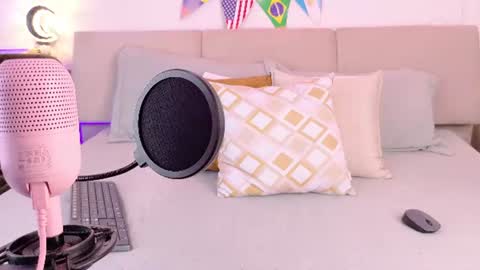 Snapshot of chloeferreira chatting on June 29, 10:43 pm chloeferreira online show from June 29, 10:43 pm