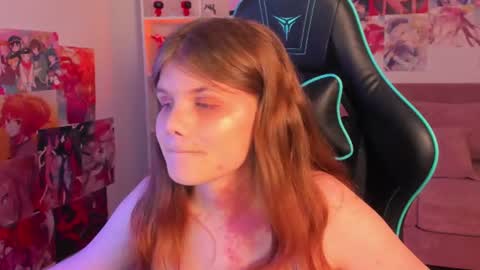 ChloeHalses online show from June 15, 7:05 pm