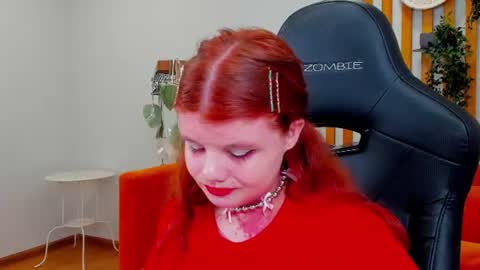 ChloeHalses online show from August 3, 5:06 am