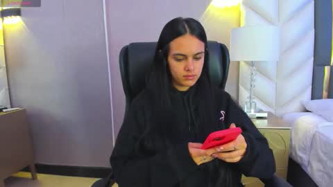  Chloe Harper  online show from January 13, 11:26 am