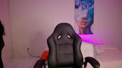 Snapshot of chloekitty_69 chatting on November 19, 11:32 am Melisa online show from November 19, 11:32 am