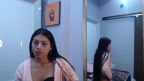 Snapshot of chloemartini_ chatting on January 19, 9:01 am ChloeSignup For Free  Join my Fan Club online show from January 19, 9:01 am