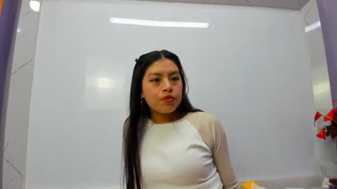 Snapshot of chloemartini_ chatting on November 15, 3:48 am ChloeSignup For Free Join my Fan Club online show from November 15, 3:48 am