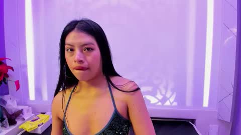 ChloeSignup For Free  Join my Fan Club online show from March 26, 2:50 am