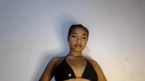 chloeplaisir online show from August 7, 12:40 pm