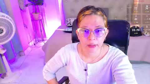 Chloe rosse online show from July 2, 1:06 pm