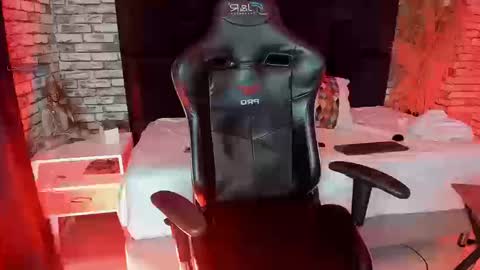 .. Chloe .. online show from March 18, 11:19 pm