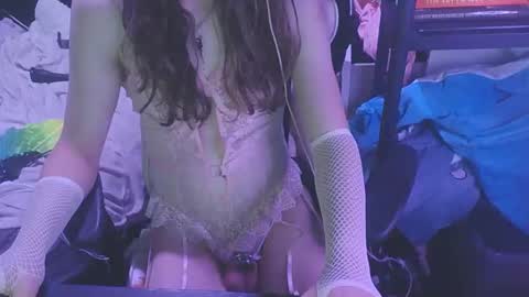 chloetjexx online show from October 15, 7:25 pm